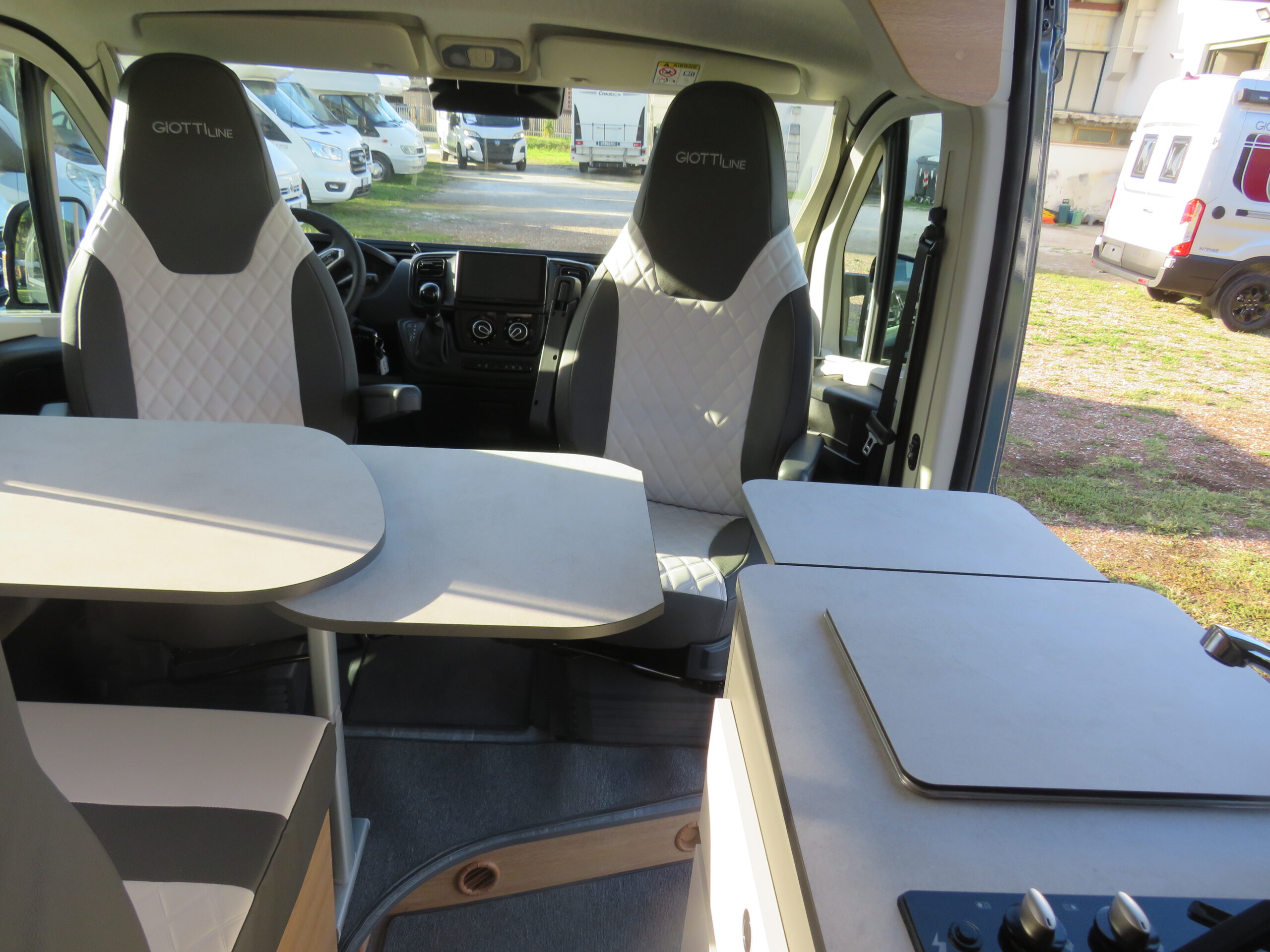 Giottiline Van 54 T Premium Edition cambio automatico Pronta consegna - immagine 9