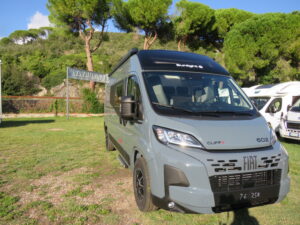 Sunlight Cliff 602 X letti gemelli pronta consegna