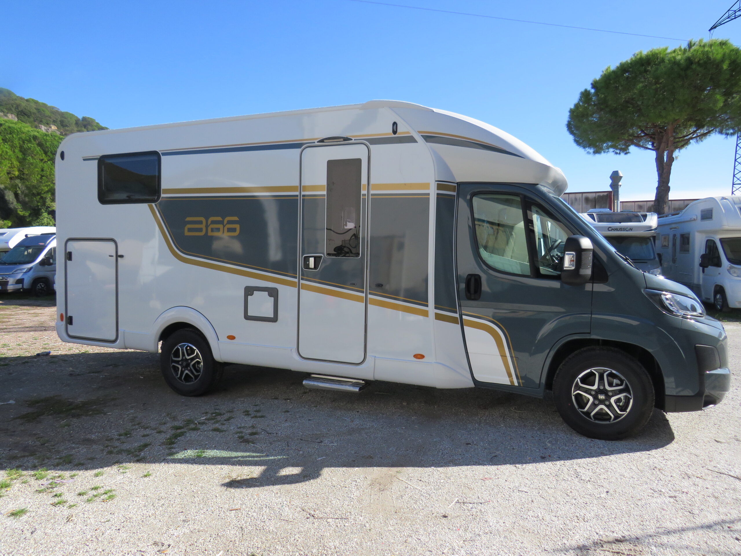 Burstner B66 TD 690 NEW 2027 Pronta consegna