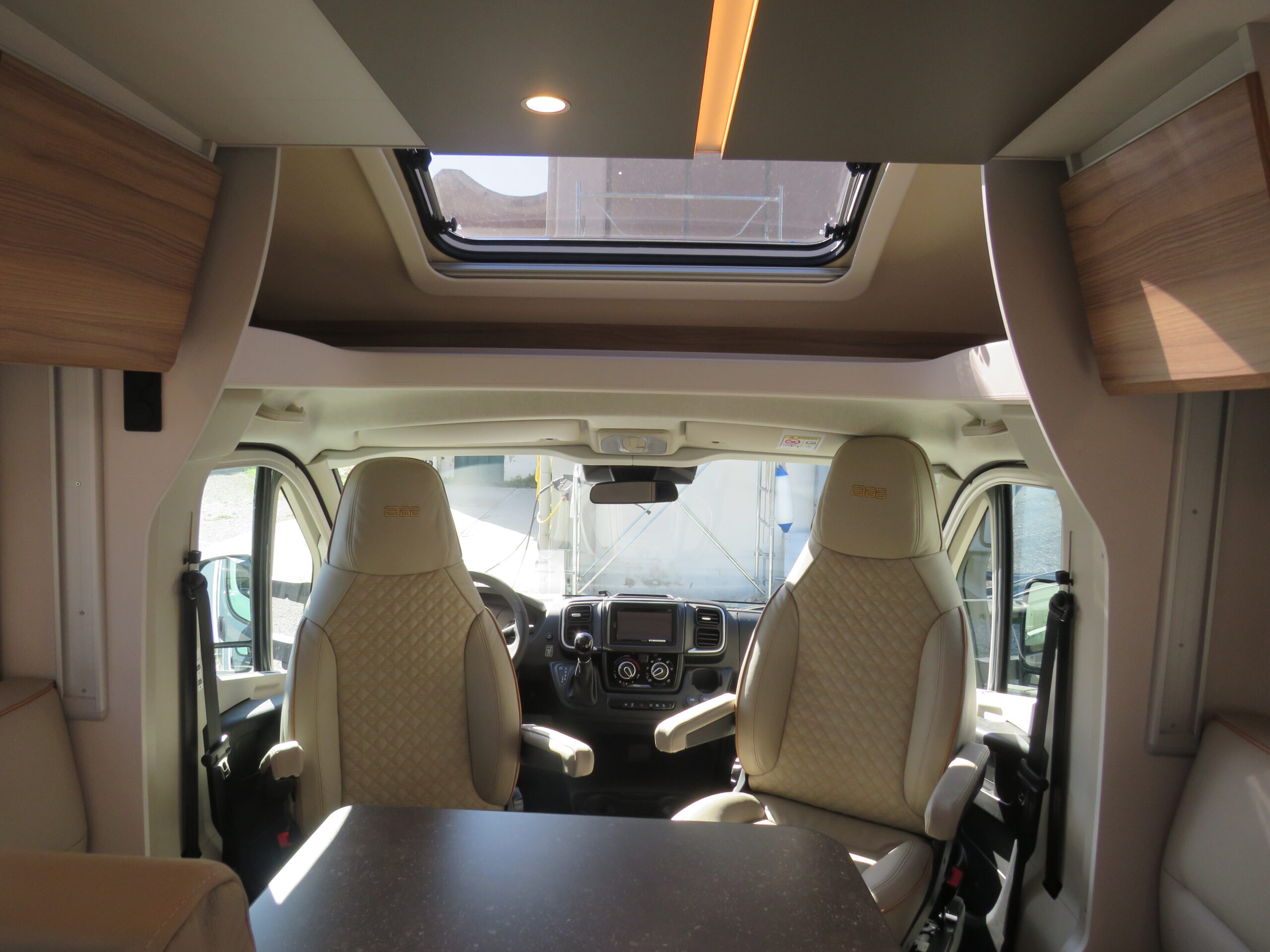 Burstner B66 TD 690 NEW 2027 Pronta consegna - immagine 9