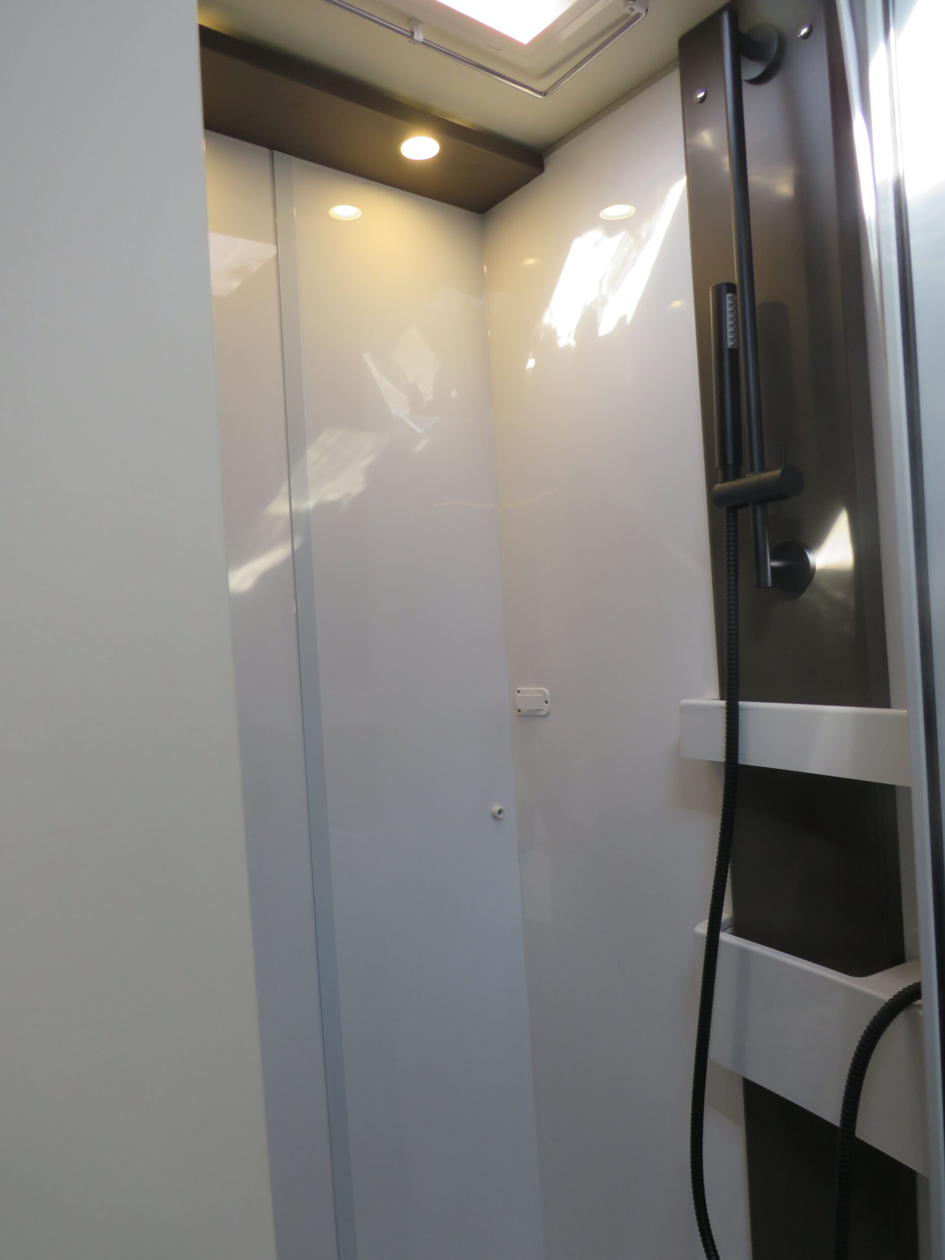 Burstner B66 TD 690 NEW 2027 Pronta consegna - immagine 18