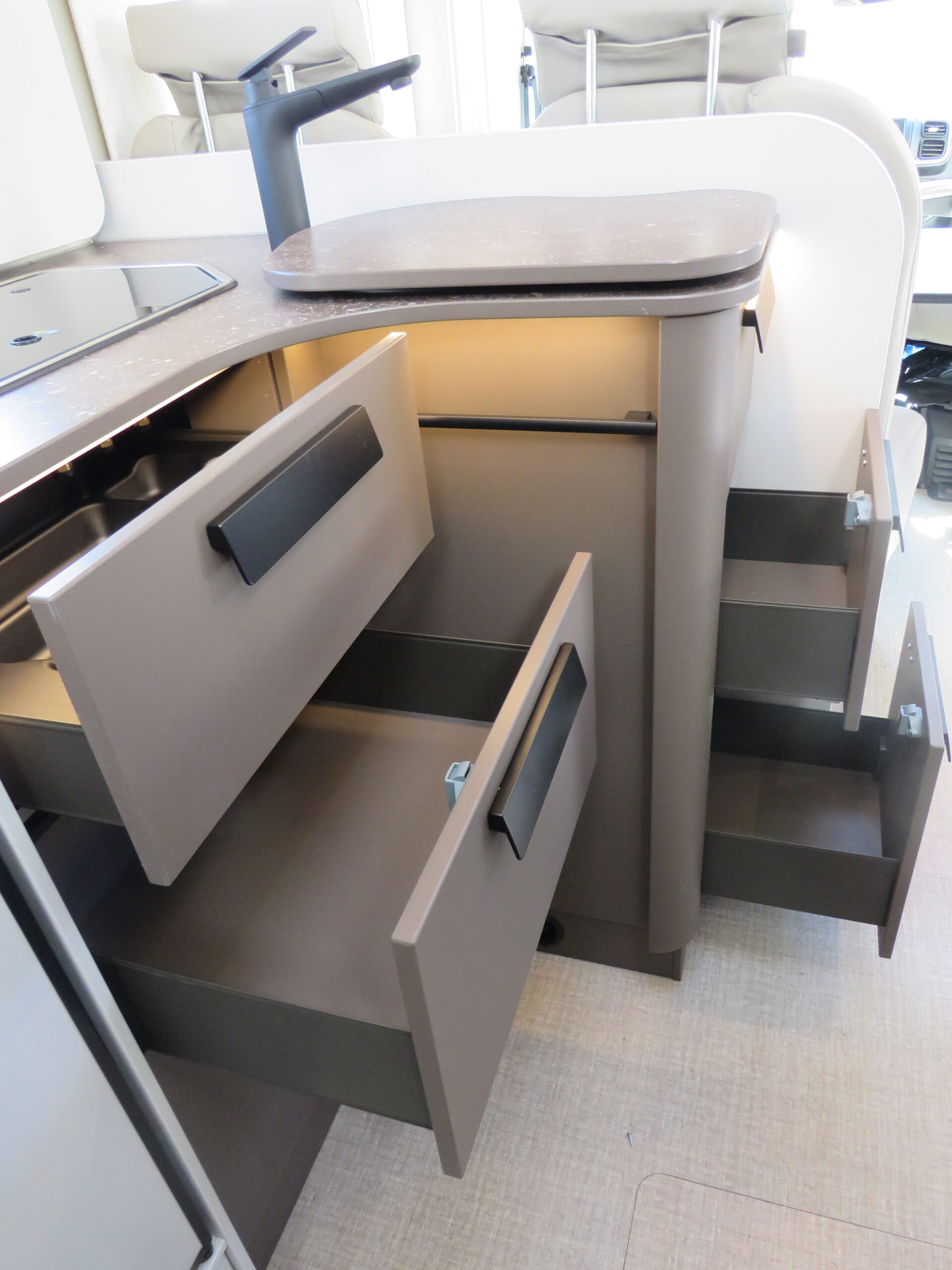 Burstner B66 TD 690 NEW 2027 Pronta consegna - immagine 23