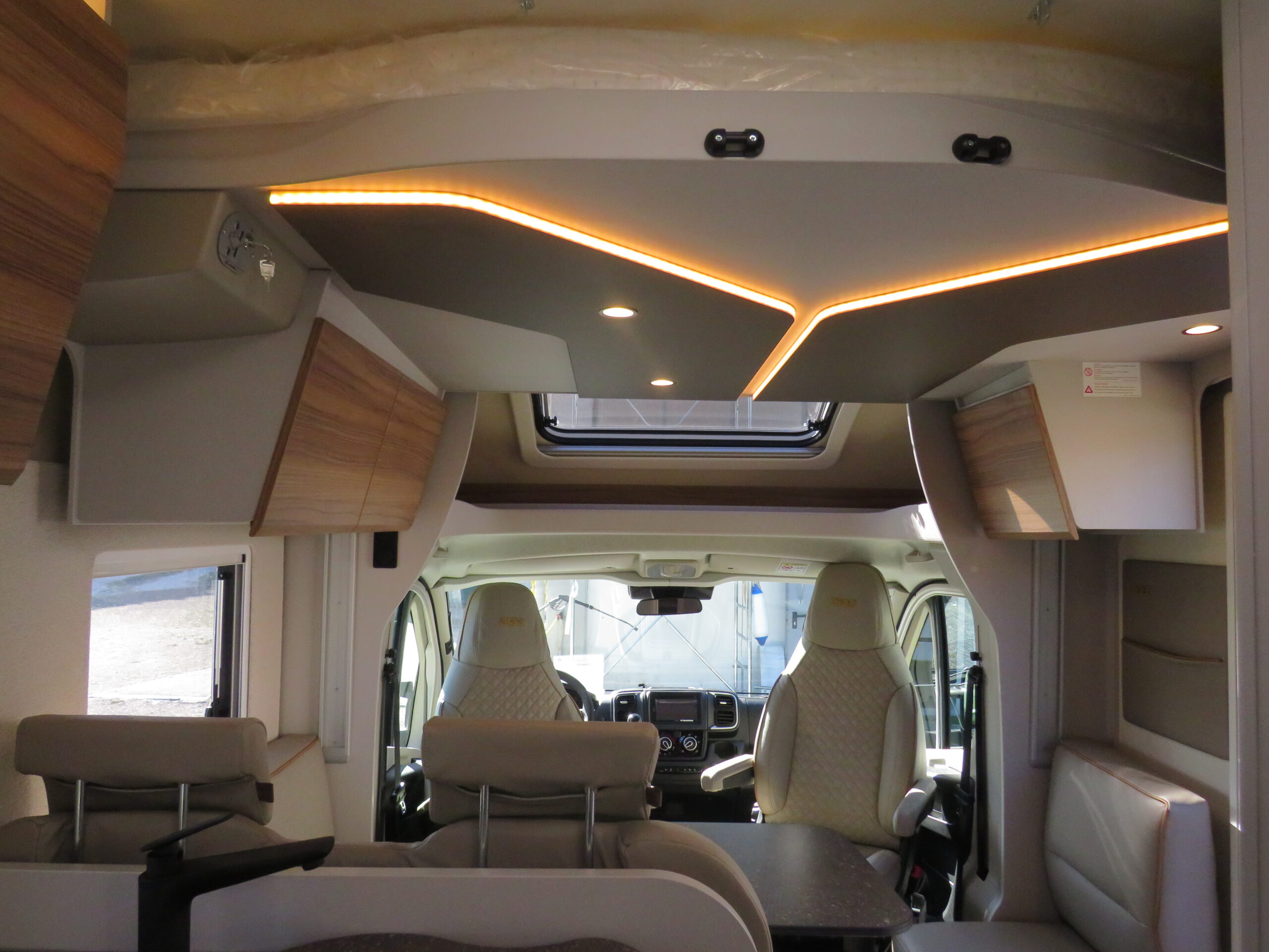 Burstner B66 TD 690 NEW 2027 Pronta consegna - immagine 24